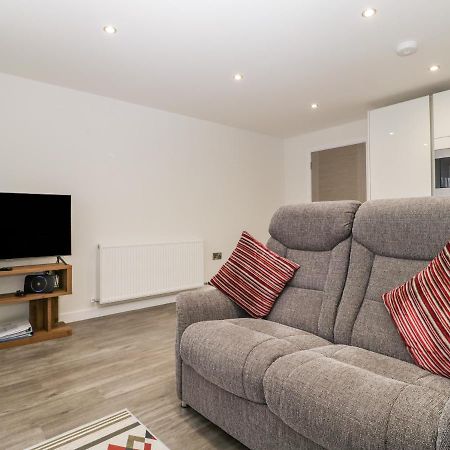 דירות וויימות' Flat 2, 38 Preston Road מראה חיצוני תמונה