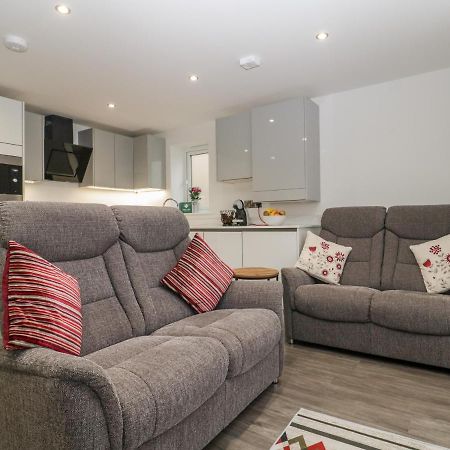 דירות וויימות' Flat 2, 38 Preston Road מראה חיצוני תמונה