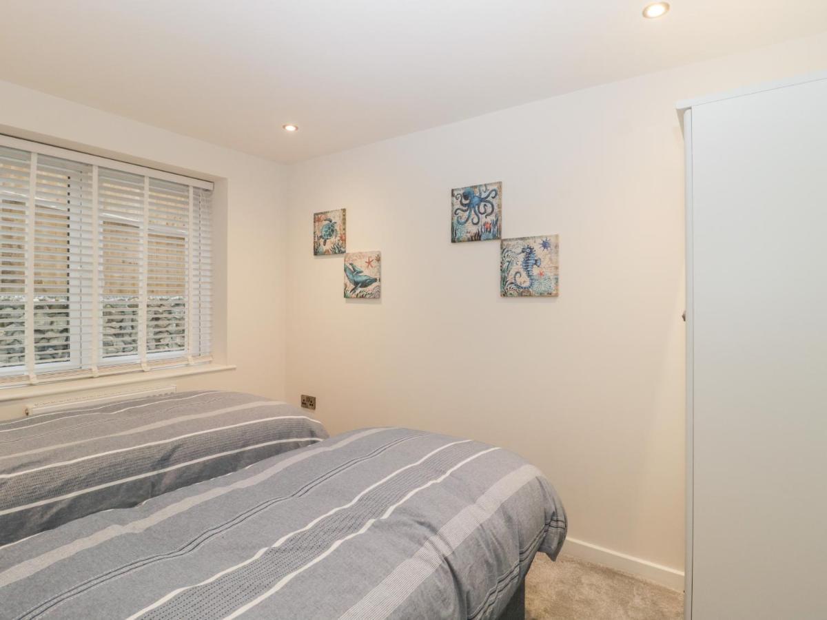 דירות וויימות' Flat 2, 38 Preston Road מראה חיצוני תמונה