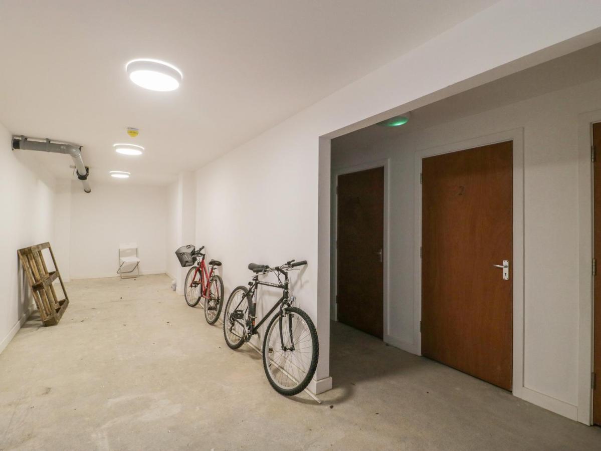 דירות וויימות' Flat 2, 38 Preston Road מראה חיצוני תמונה